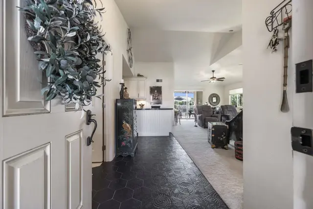 Listing Image for 20 Kai Makani Loop H-202 37 of 49