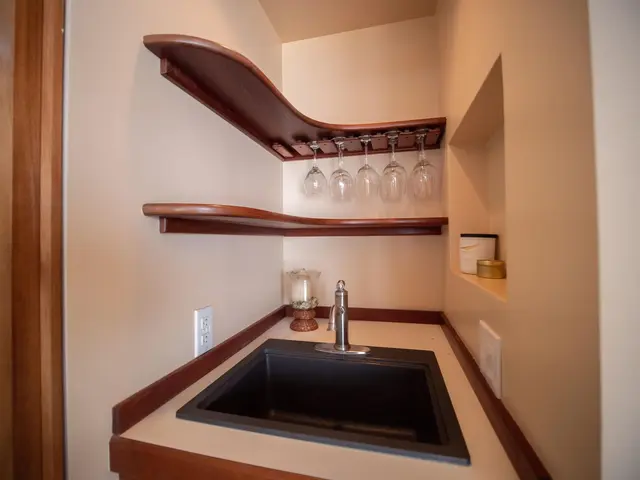 Listing Image for 210 Heleuma Pl 15 of 50