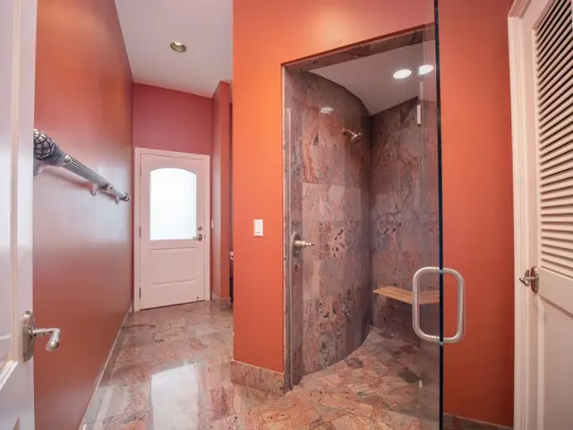 Listing Image for 210 Heleuma Pl 37 of 50