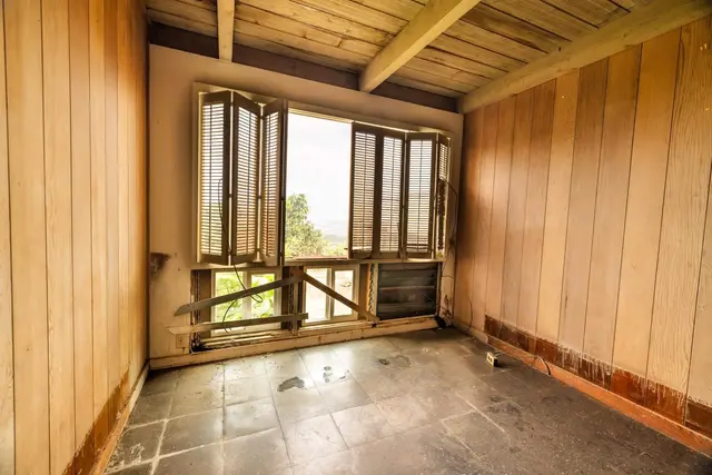 Listing Image for 401 Palani Pl 25 of 40