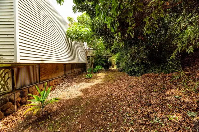Listing Image for 401 Palani Pl 28 of 40