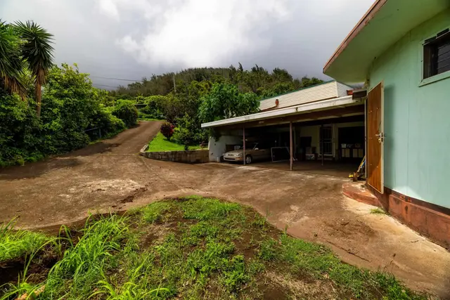 Listing Image for 401 Palani Pl 36 of 40