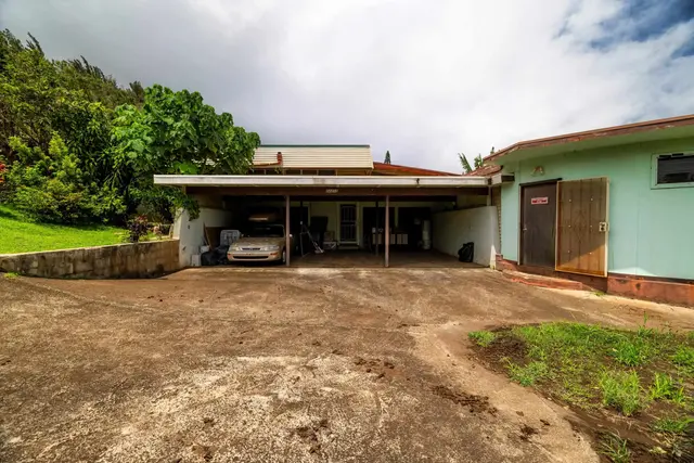 Listing Image for 401 Palani Pl 9 of 40