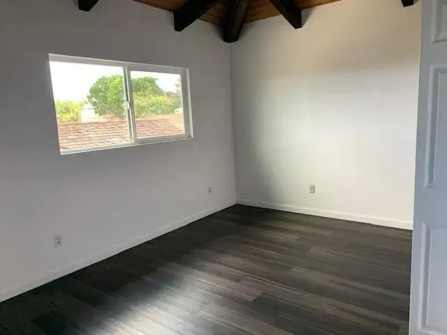 Listing Image for 961 Lekeona Loop 11 of 32