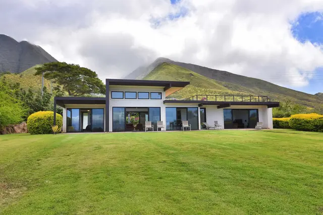 Listing Image for 100 E Huapala Pl 1 of 35