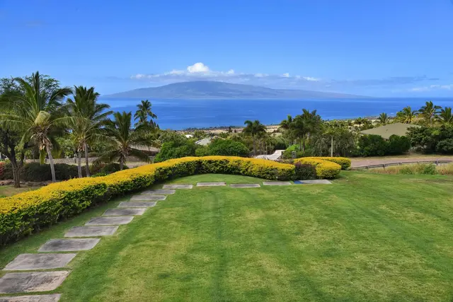 Listing Image for 100 E Huapala Pl 15 of 35