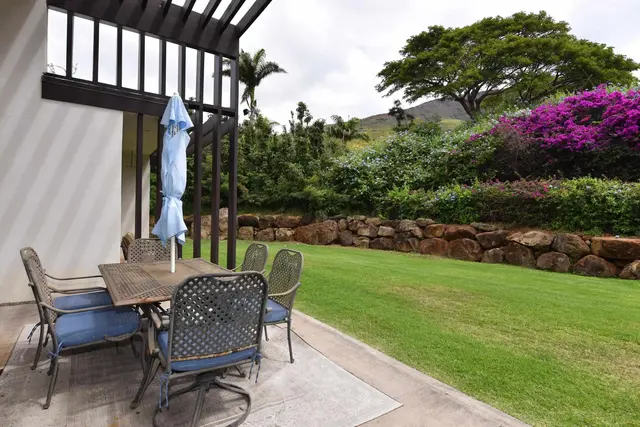 Listing Image for 100 E Huapala Pl 33 of 35