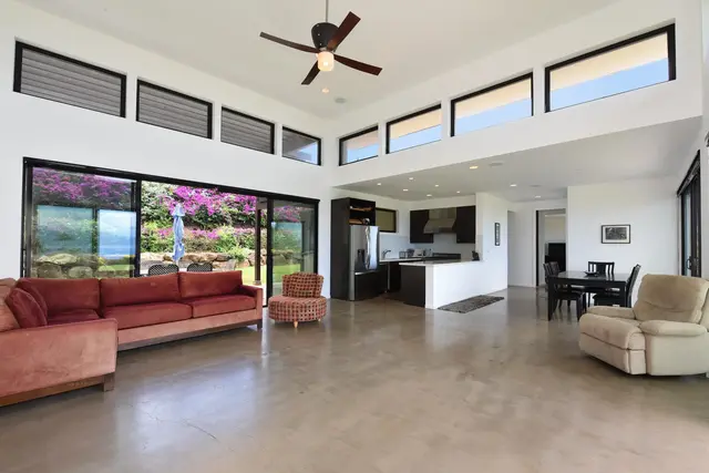 Listing Image for 100 E Huapala Pl 7 of 35