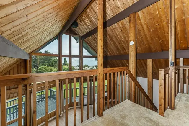 Listing Image for 1310 Olinda Rd 18 of 46