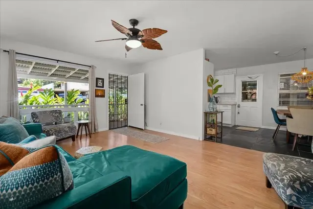Listing Image for 2877 W Lelehuna Pl 11 of 31