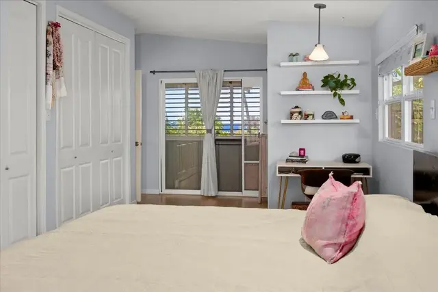 Listing Image for 2877 W Lelehuna Pl 14 of 31