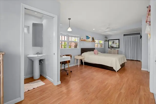 Listing Image for 2877 W Lelehuna Pl 16 of 31