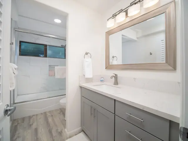 Listing Image for 3300 Wailea Alanui Dr 24b 18 of 41
