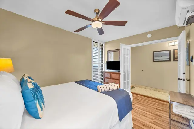 Listing Image for 3601 Lower Honoapiilani Rd 420 3 of 28