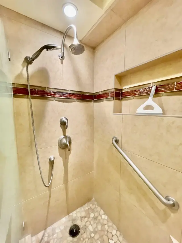 Listing Image for 2481 Kaanapali Pkwy 214 Z 18 of 43