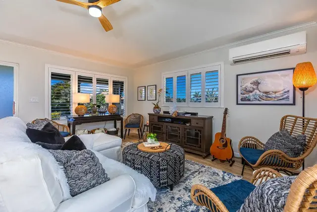 Listing Image for 6 Orchid Pl 16 of 42