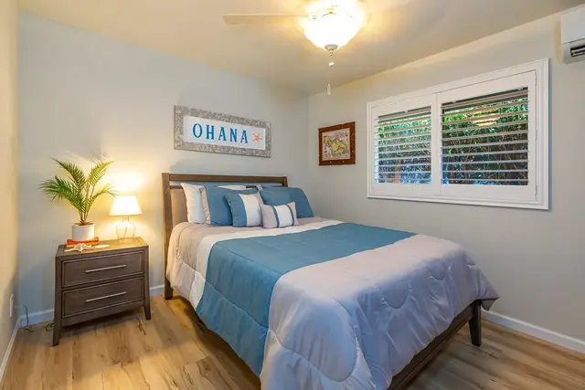 Listing Image for 6 Orchid Pl 31 of 42