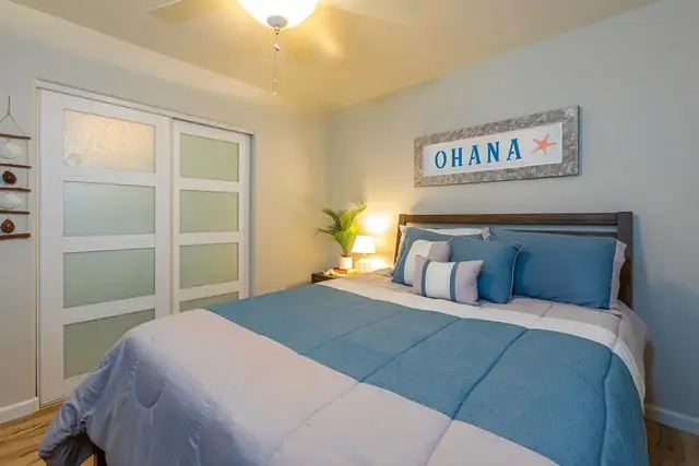 Listing Image for 6 Orchid Pl 33 of 42