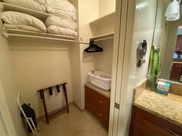 Listing Image for 2481 Kaanapali Pkwy 614 P 17 of 28