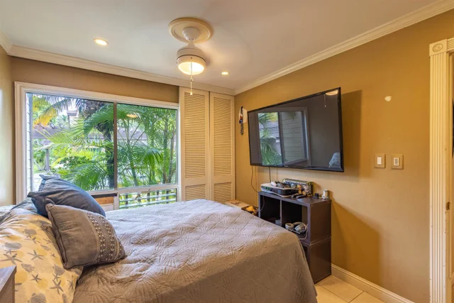 Listing Image for 15 Kulanihakoi St 6d 6 of 27