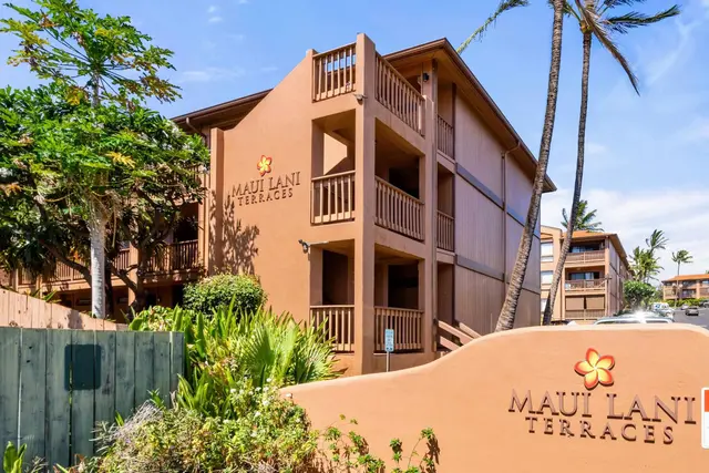 Listing Image for 3740 Lower Honoapiilani Rd C102 28 of 50