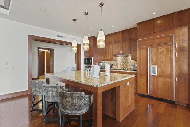 Listing Image for 1 Bay Dr 1203 14 of 41