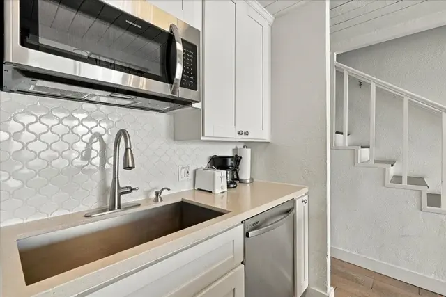 Listing Image for 190 Hauoli Rd 408 7 of 36