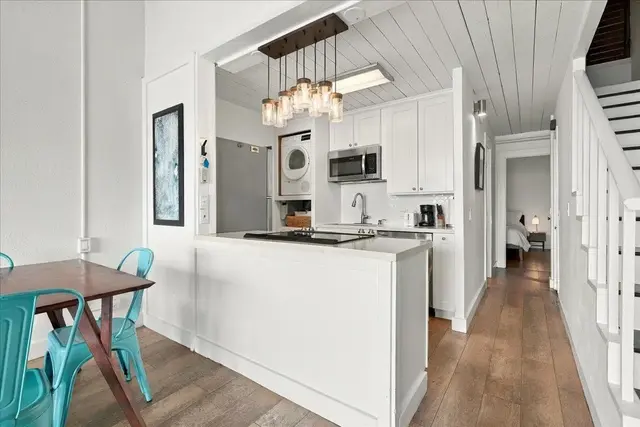 Listing Image for 190 Hauoli Rd 408 9 of 36