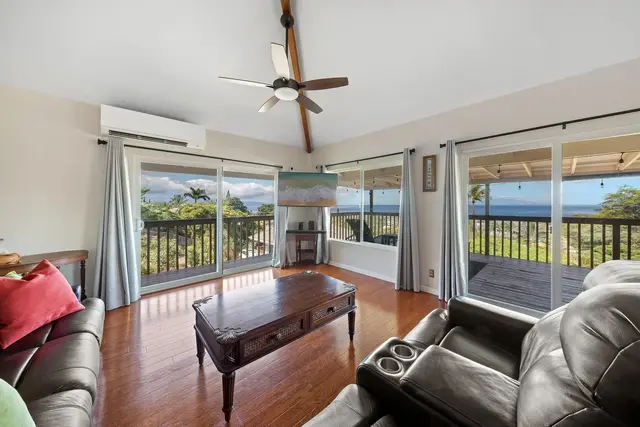 Listing Image for 3375 Kuaua Pl 17 of 38