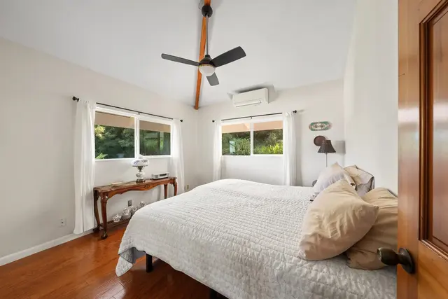 Listing Image for 3375 Kuaua Pl 18 of 38
