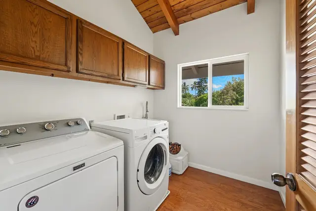 Listing Image for 3375 Kuaua Pl 22 of 38