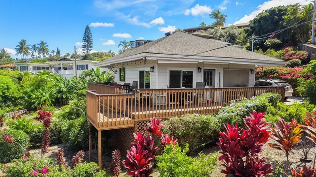Listing Image for 3375 Kuaua Pl 35 of 38