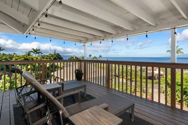 Listing Image for 3375 Kuaua Pl 6 of 38