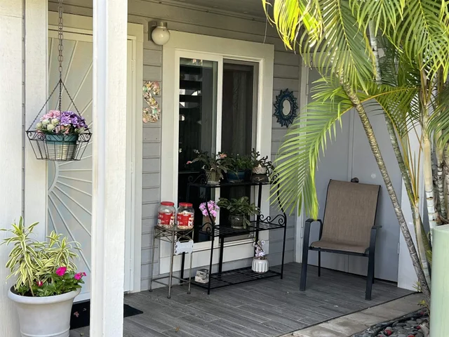 Listing Image for 160 Keonekai Rd 6-102 2 of 50