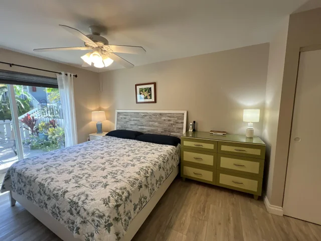 Listing Image for 160 Keonekai Rd 6-102 28 of 50