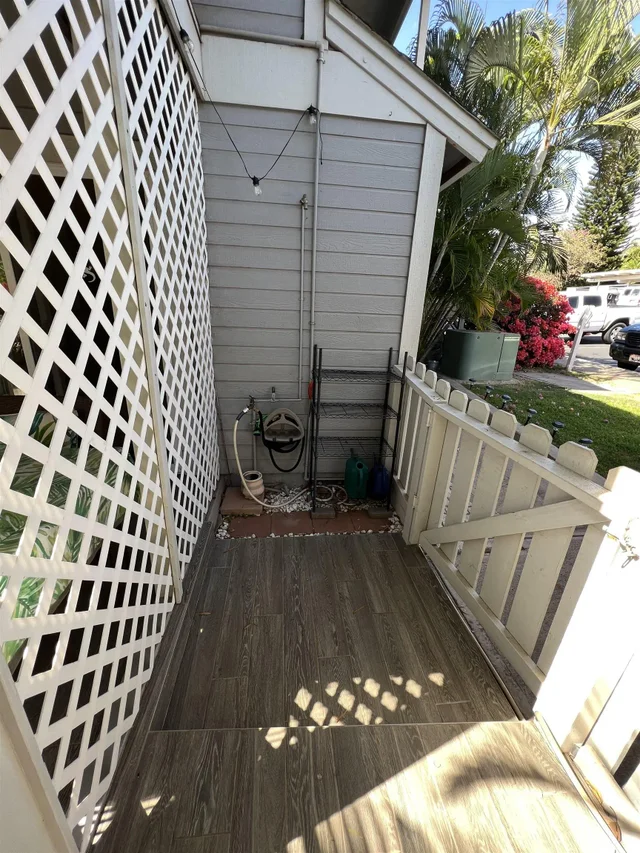 Listing Image for 160 Keonekai Rd 6-102 47 of 50