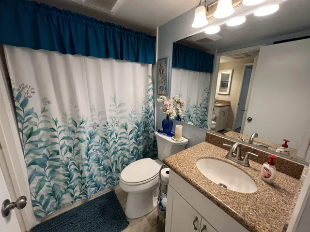 Listing Image for 160 Keonekai Rd 6-102 6 of 50