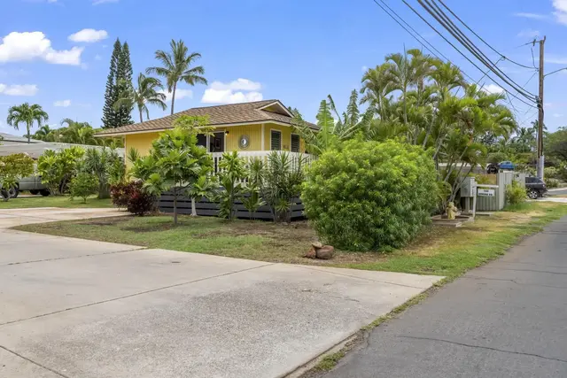 Listing Image for 155 Auhana Rd A 16 of 21