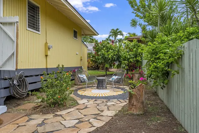 Listing Image for 155 Auhana Rd A 5 of 21