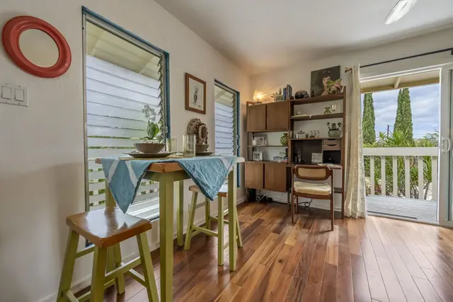 Listing Image for 155 Auhana Rd A 9 of 21