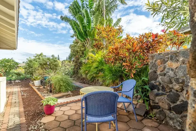 Listing Image for 203 Kuli Puu St 38 of 47