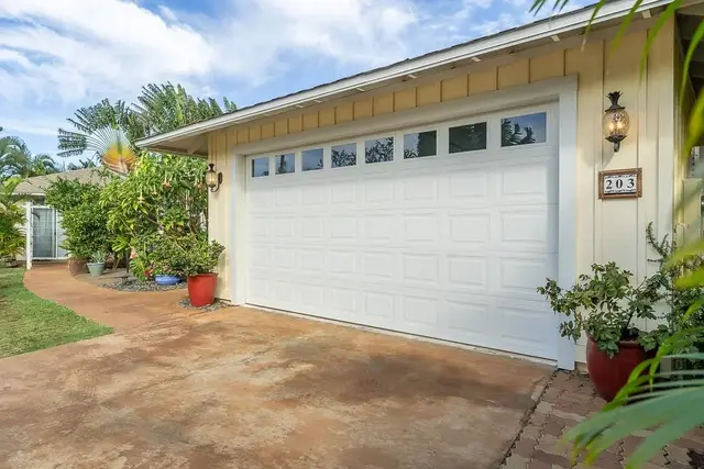 Listing Image for 203 Kuli Puu St 39 of 47