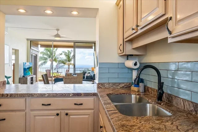 Listing Image for 760 S Kihei Rd Ph 619 16 of 50