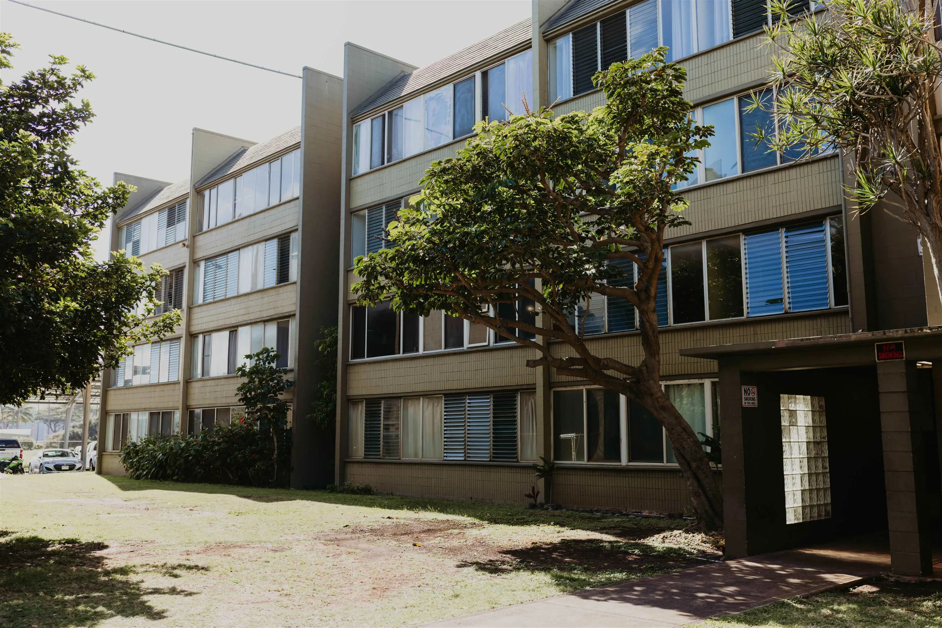 Photo of Listing #408727