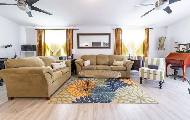 Listing Image for 348 Alahee Dr 12 of 32