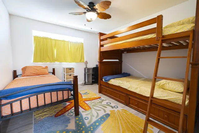 Listing Image for 348 Alahee Dr 19 of 32