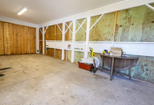 Listing Image for 348 Alahee Dr 28 of 32