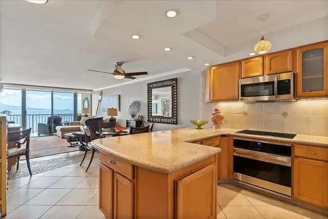 Listing Image for 250 Hauoli St 404 20 of 41