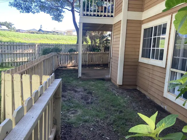 Listing Image for 140 Uwapo Rd 7-105 18 of 23