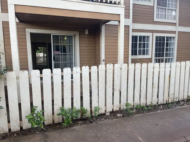 Listing Image for 140 Uwapo Rd 7-105 19 of 23